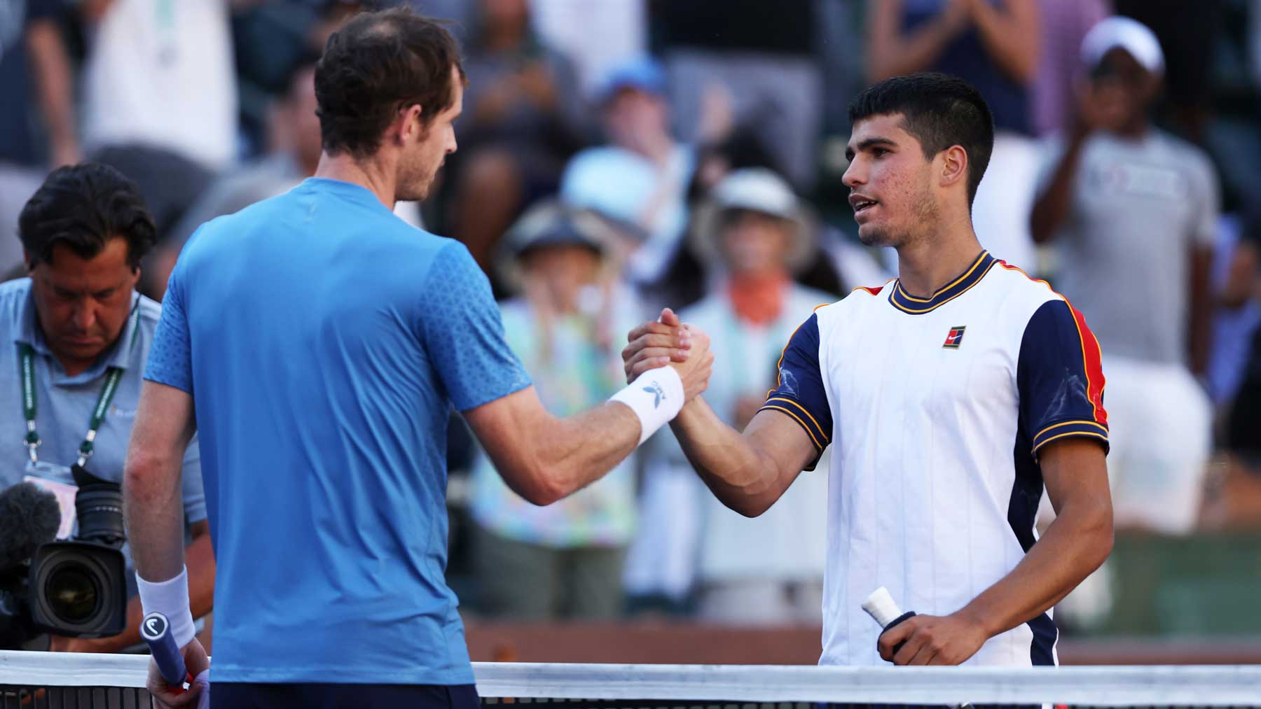 Alcaraz felicita a Murray por su victoria en segunda ronda en Indian Wells 2021 (Getty)