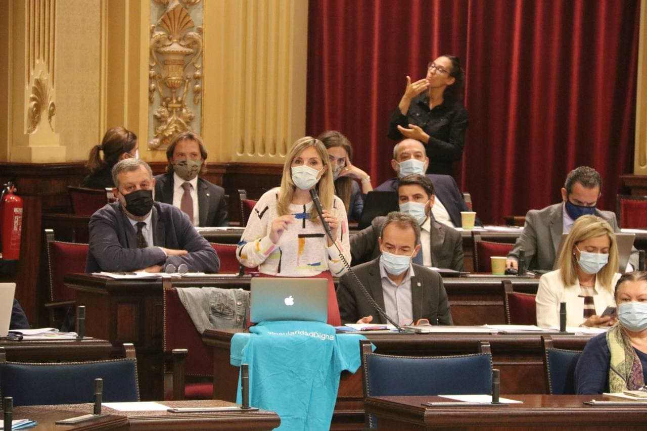 Patricia Guasp en el Parlament. (1)