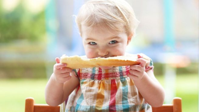 beneficios del pan para los niños