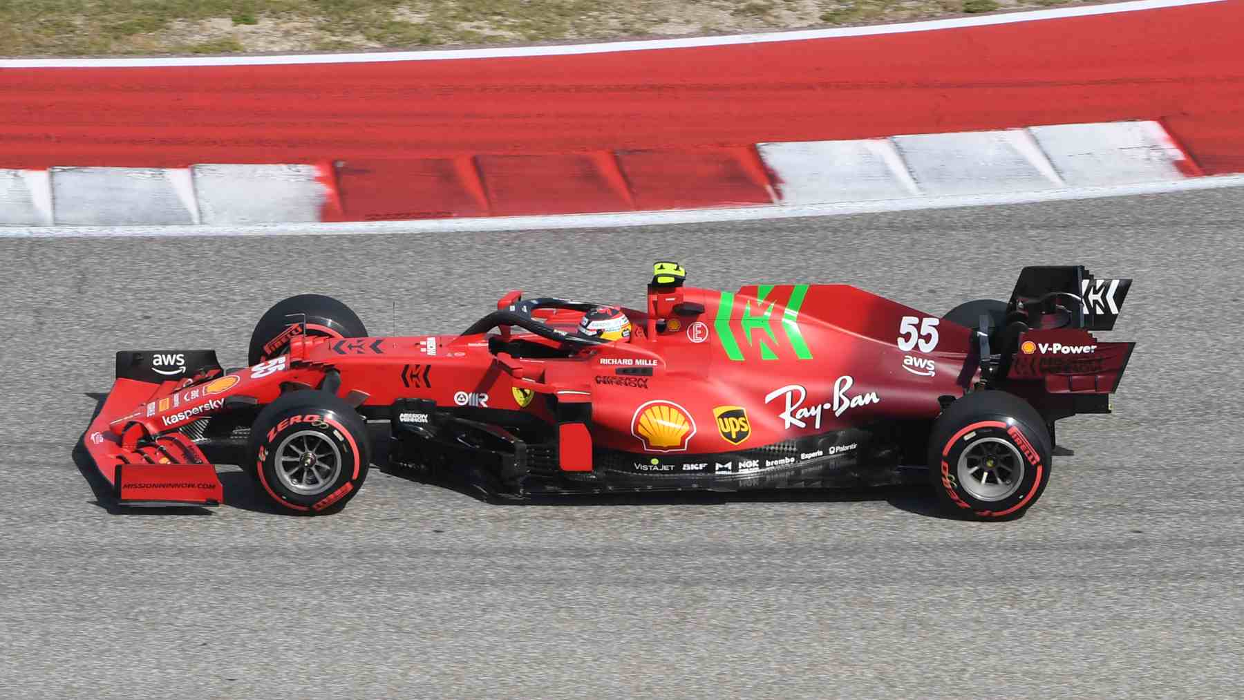 Carlos Sainz durante la sesión de clasificación del GP de Estados Unidos celebrado en Austin. (AFP)