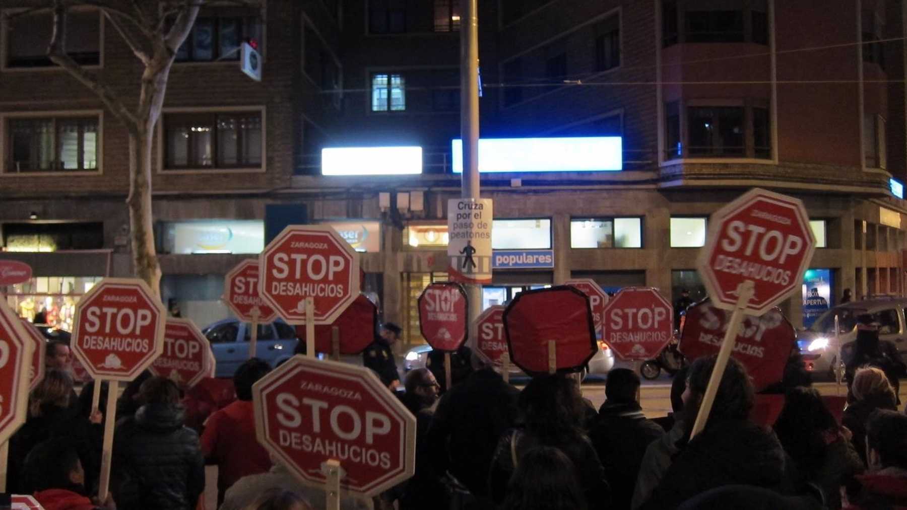 Movilización organizada por Stop Desahucios.