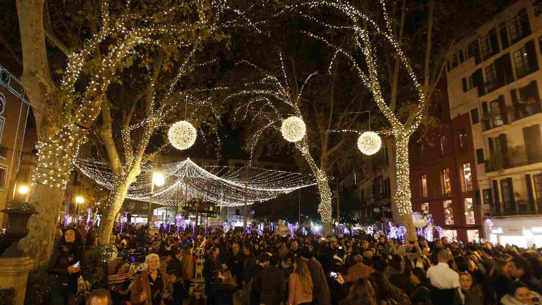 Encendido navideño en el Borne. Isaac Buj-Europa Press