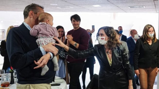 PP Isabel Díaz Ayuso en su recorrido por la Comunidad.