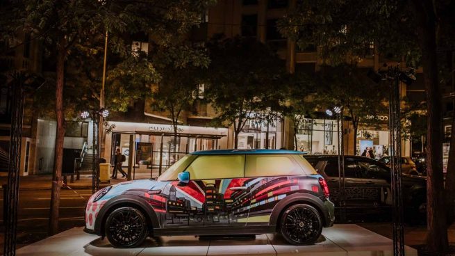 MINI ELECTRIC hace una llamada global a la sostenibilidad a través del arte urbano contemporáneo