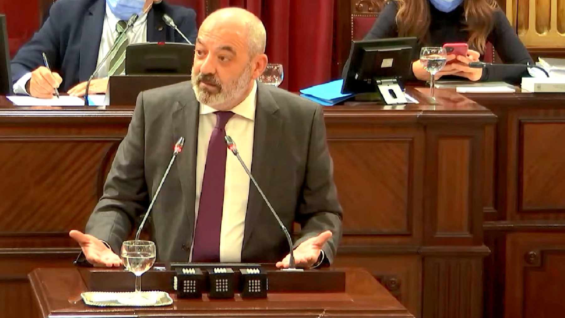 El diputado de Vox en el Parlament balear, Sergio Rodríguez.