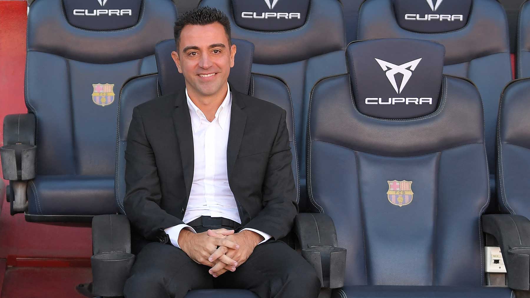 Silencio en la plantilla del Barcelona tras la llegada de Xavi