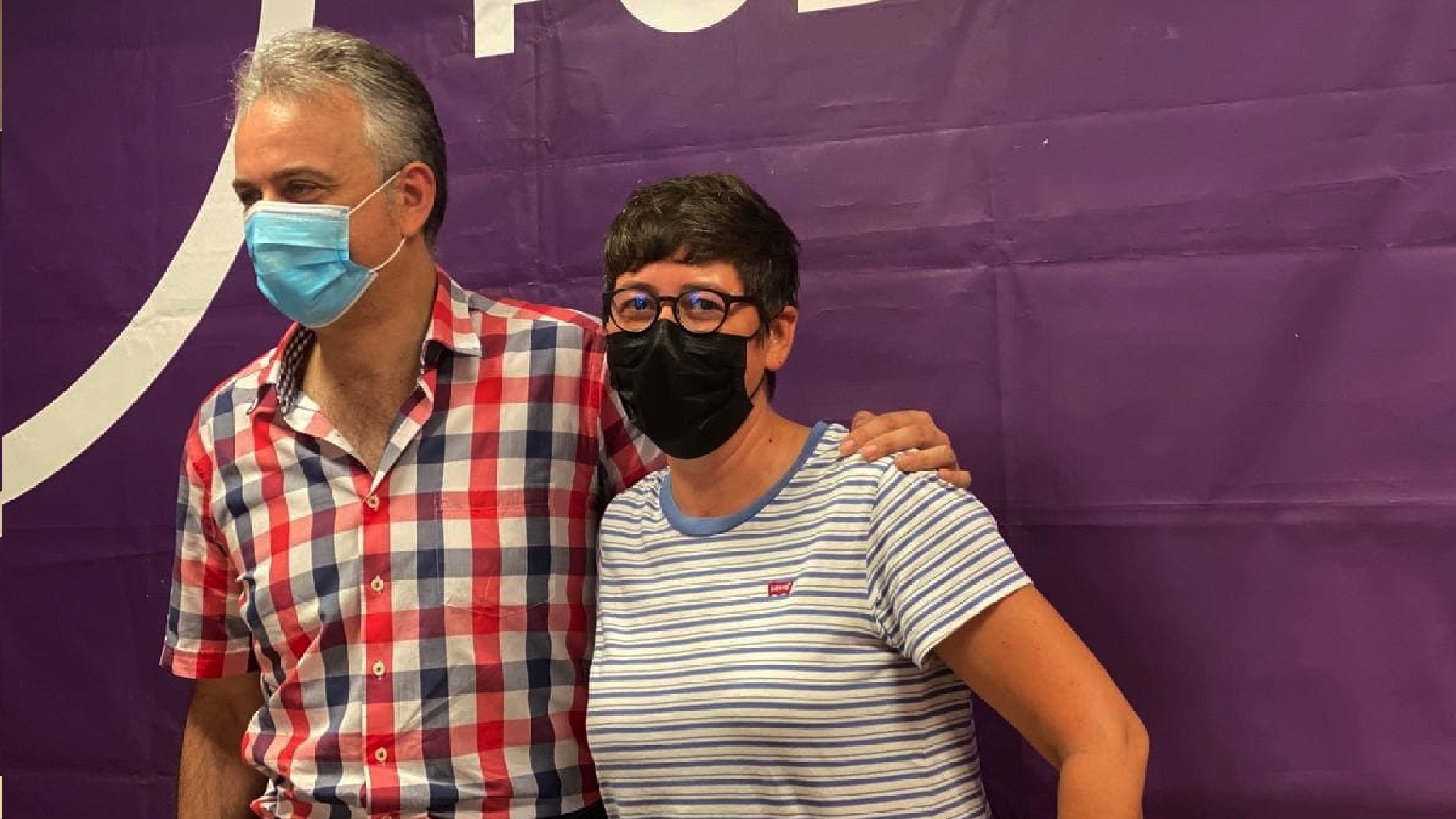 Héctor Illueca y Pilar Lima, líder de Podemos en Comunidad Valenciana. (Foto: EP)
