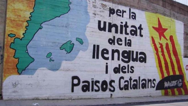 Pancarta independentista a favor de los Països Catalans.