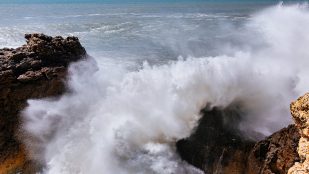 olas gigantes de Nazaré