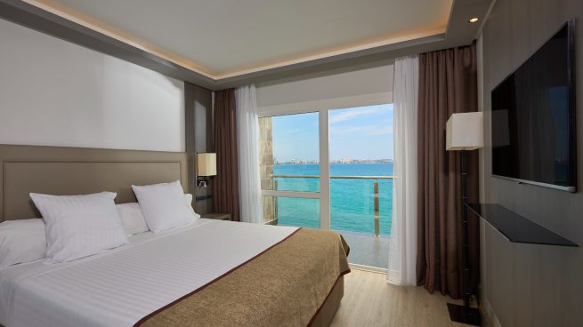 Descubre el Meliá Alicante, perfecto para una escapada de fin de semana con vistas al mar