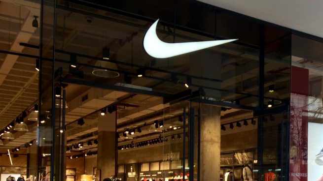 Abrigo de Nike