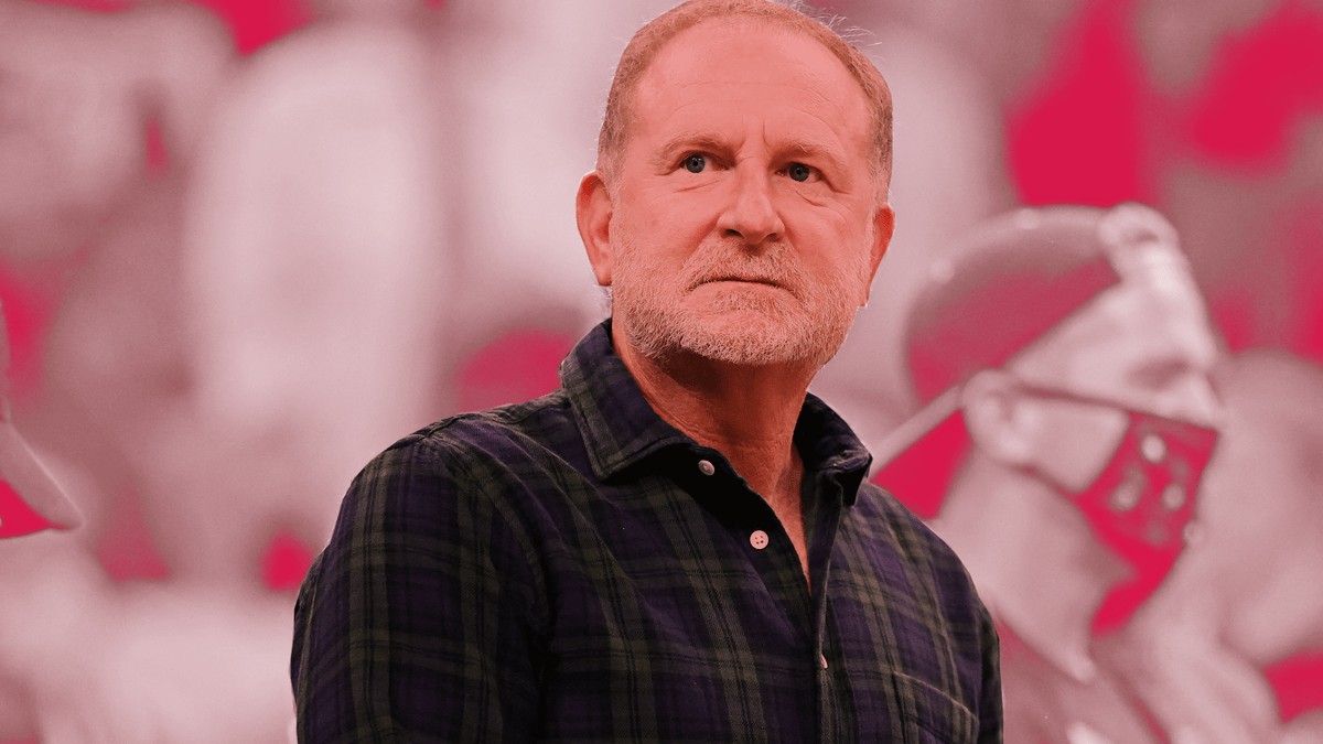 Robert Sarver, en un partido de los Suns