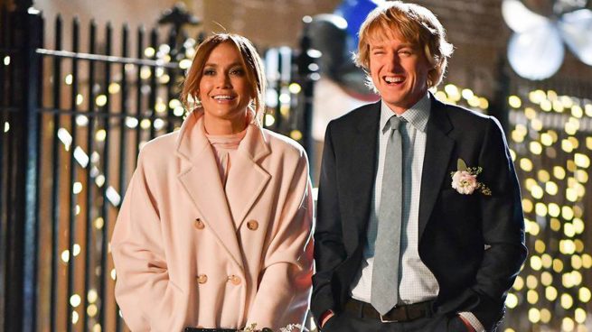 Owen Wilson y Jennifer Lopez son un matrimonio improvisado en el tráiler de ‘Cásate conmigo’ Casate-conmigo-universal-pictures-655x368