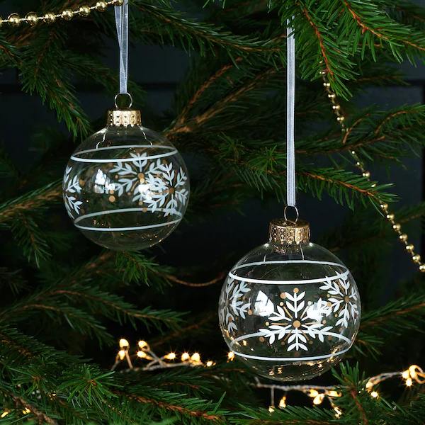 Ikea tiene los adornos para el árbol de Navidad más bonitos y baratos 