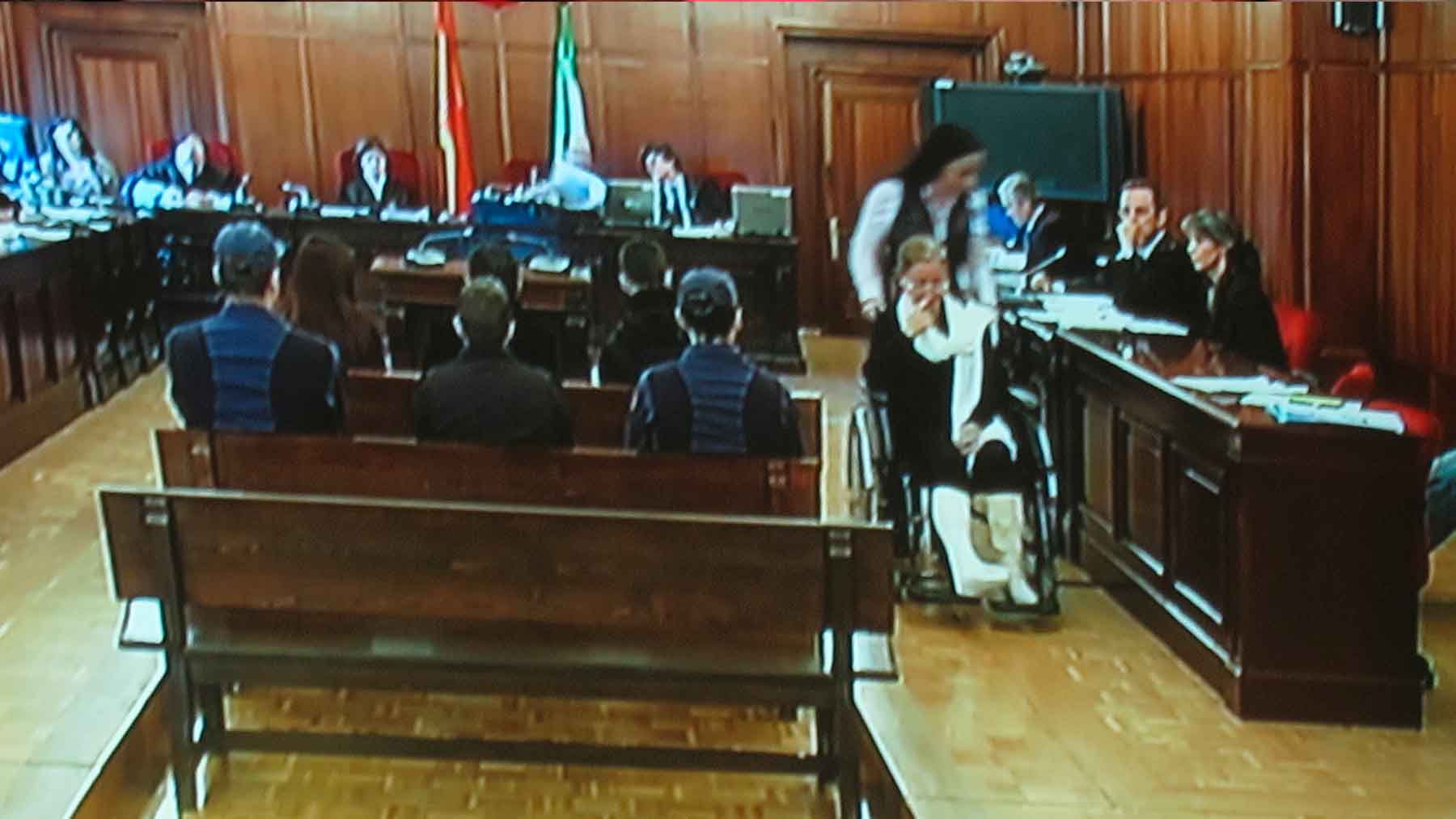 La Madre del ‘Cuco’ abandona el juicio tras declarar