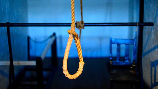 Irán ejecuta a un joven de 24 años por asesinar a su novia cuando tenía 17