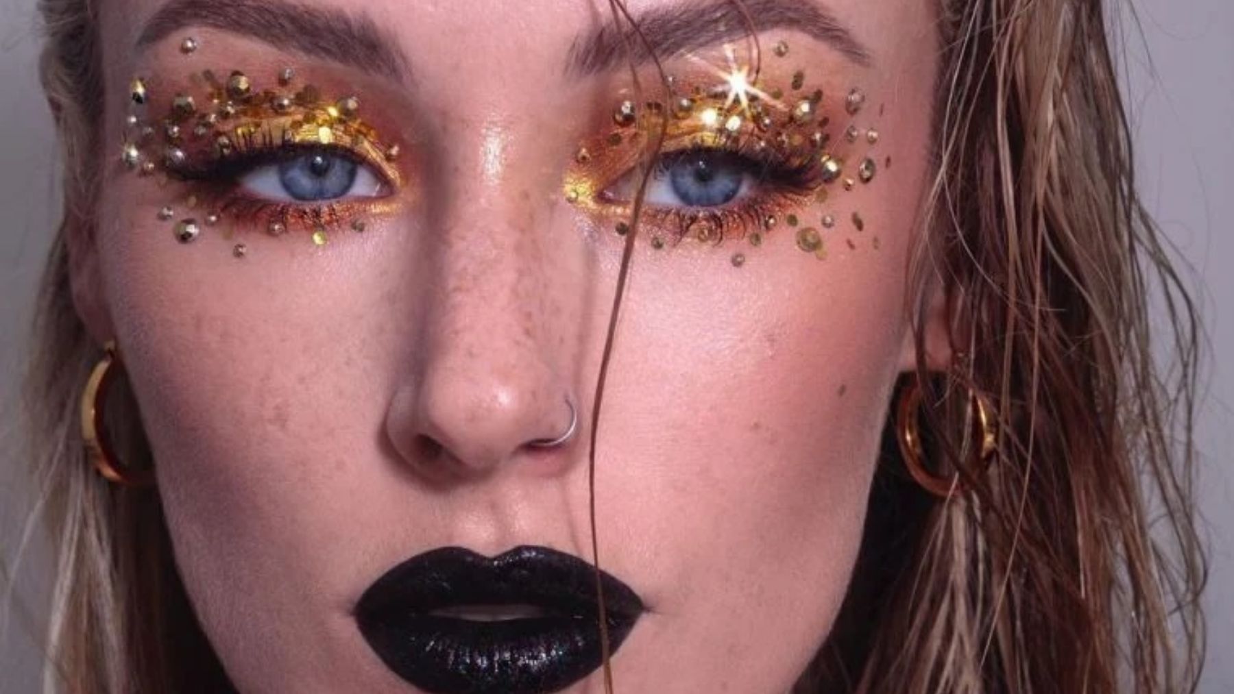 Descubre la nueva tendencia viral en maquillaje, perfecta para Nochevieja