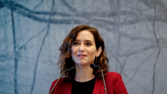 Isabel Díaz Ayuso mascarilla