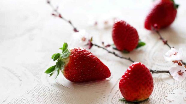 Crema de fresas, receta de postre rápido y saludable con solo 3 ingredientes