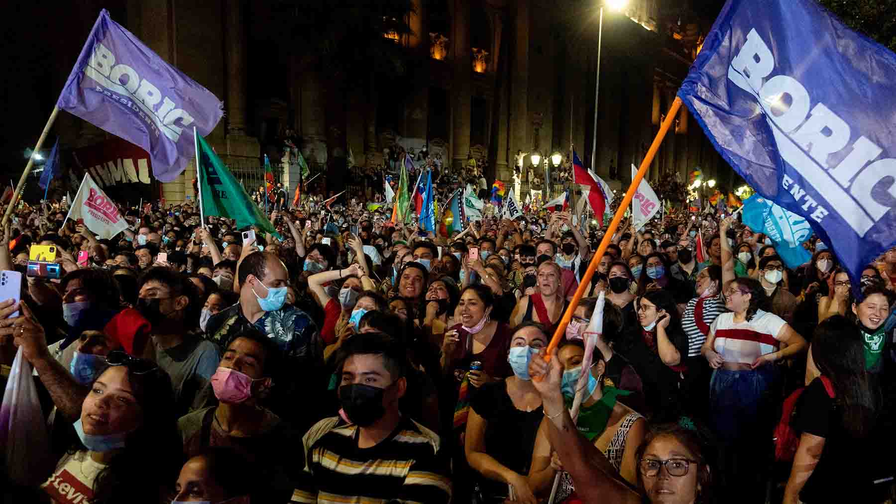 Celebraciones tras la victoria del candidato a la presidencia Gabriel Boric en Chile