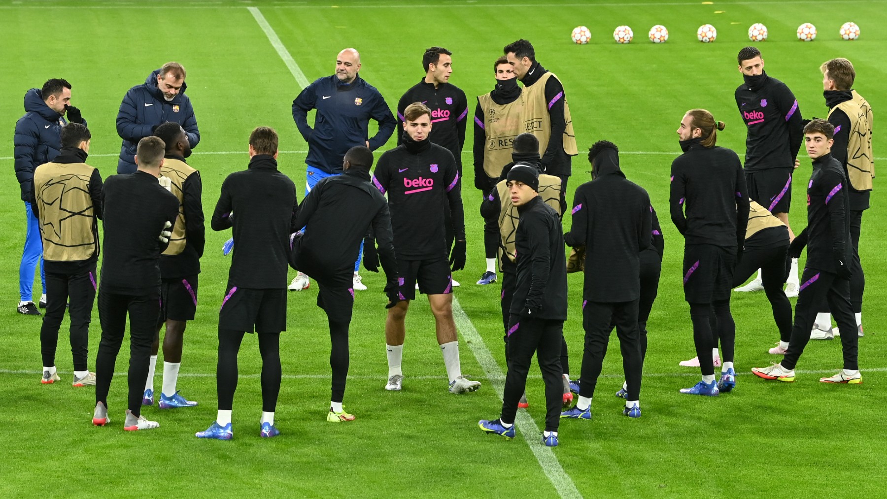 Los jugadores del Barcelona, en un entrenamiento. (AFP)