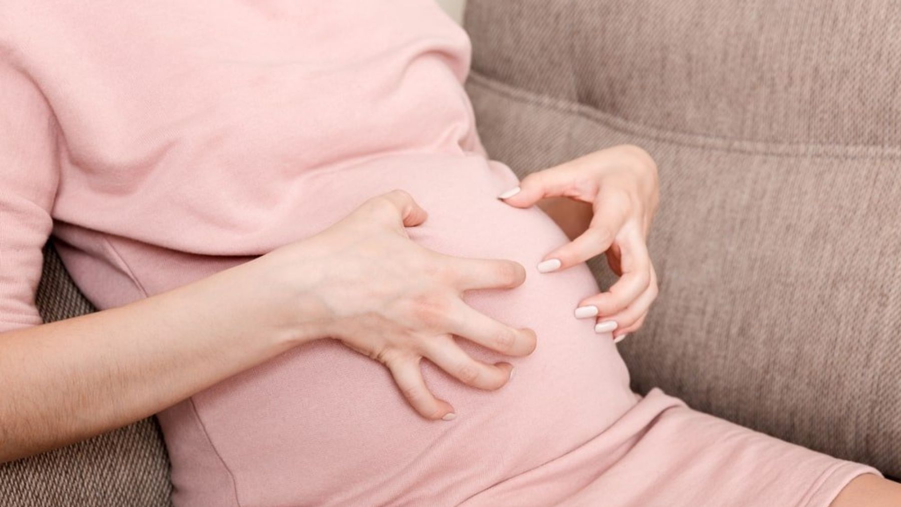 Descubrimos las causas por las que la varicela en el embarazo se considera un riesgo