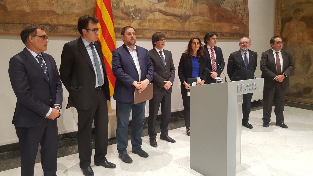 Puigdemont en 2017 tras el anuncio de una Agencia Tributaria catalana.