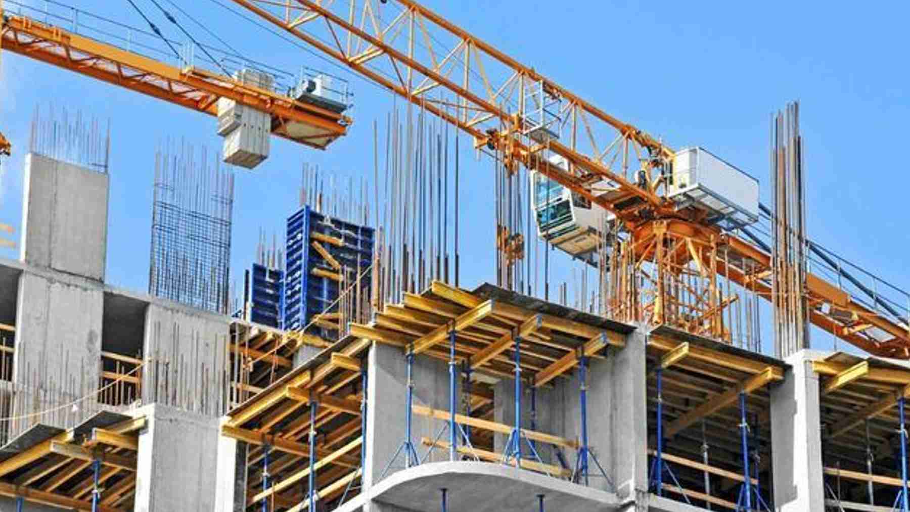La crisis de suministros no frena el empleo en el sector de la construcción: aumenta un 4,2% en 2021