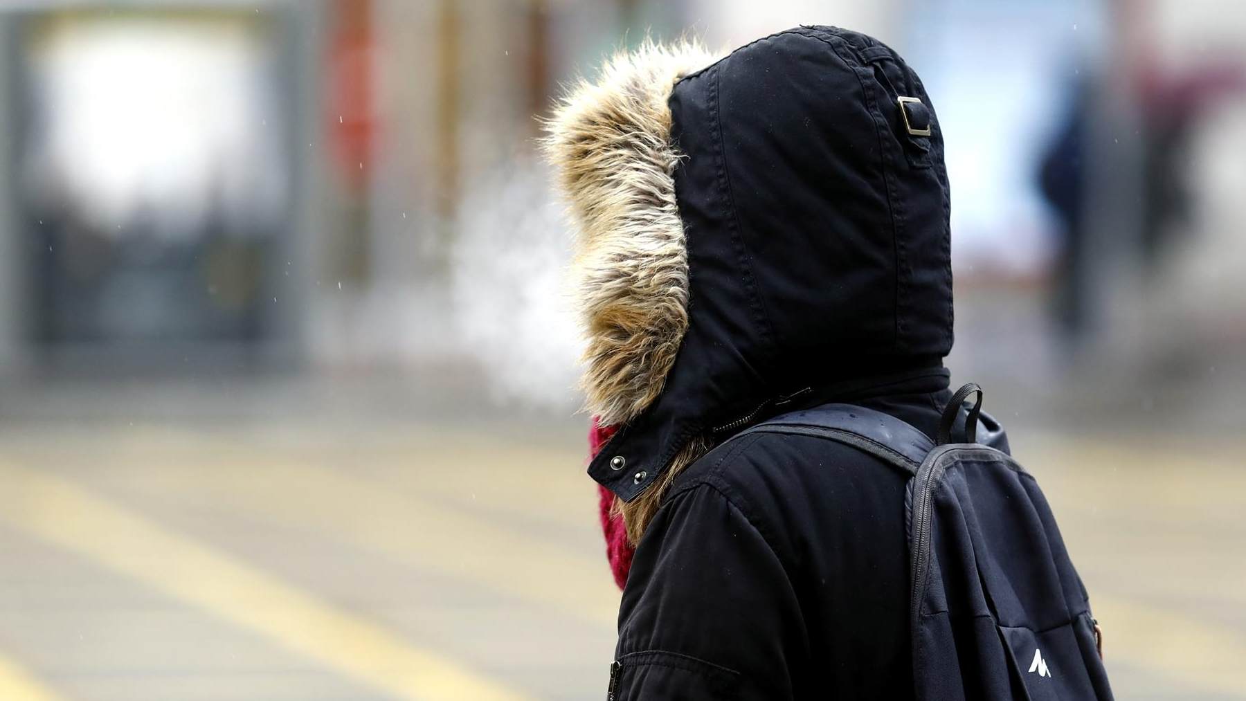 Una persona abrigada durante una jornada de bajas temperaturas. EUROPA PRESS