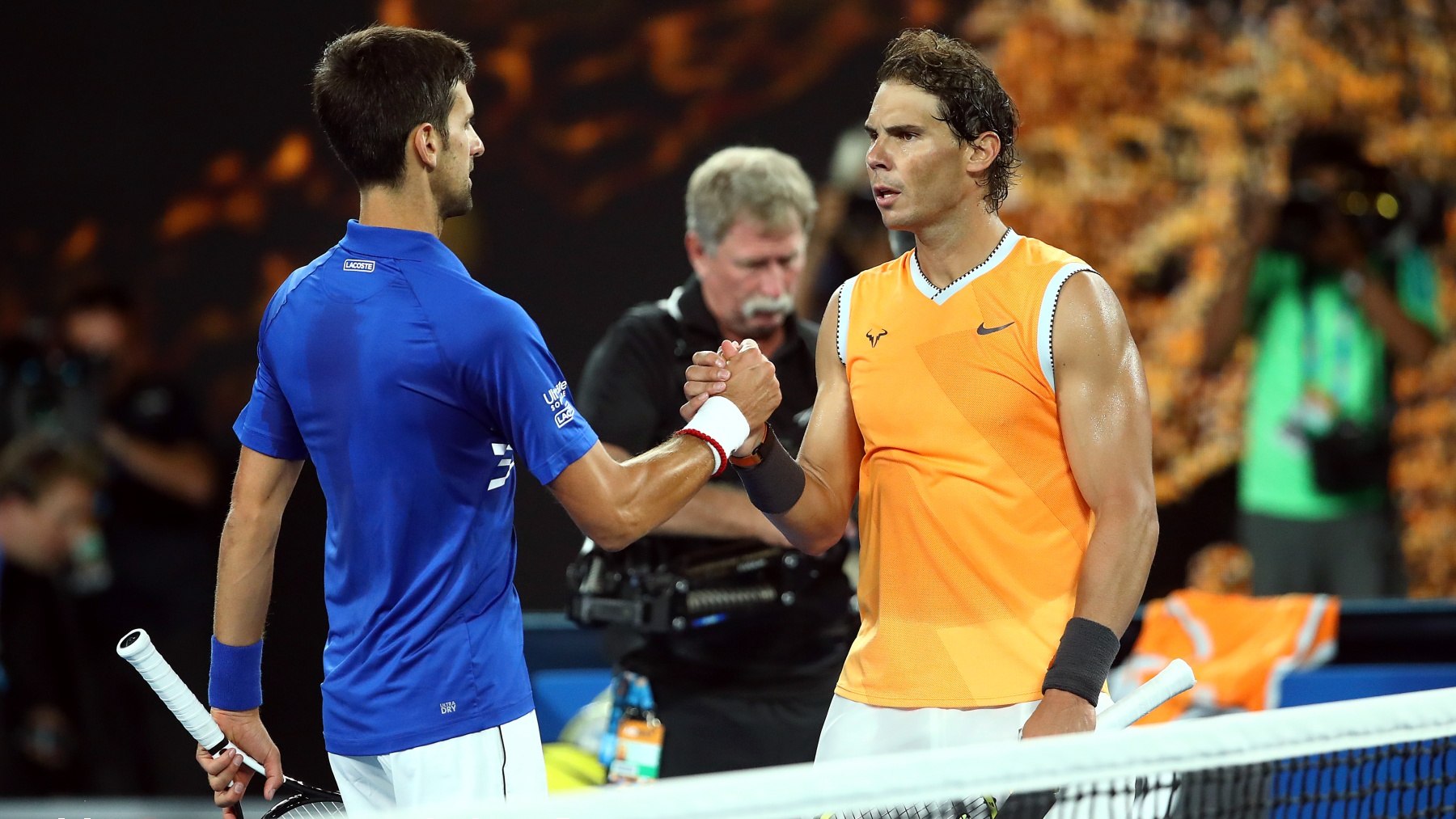 Djokovic y Nadal se saludan en el Open de Australia 2019