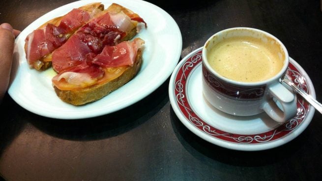 Desayuno con jamón