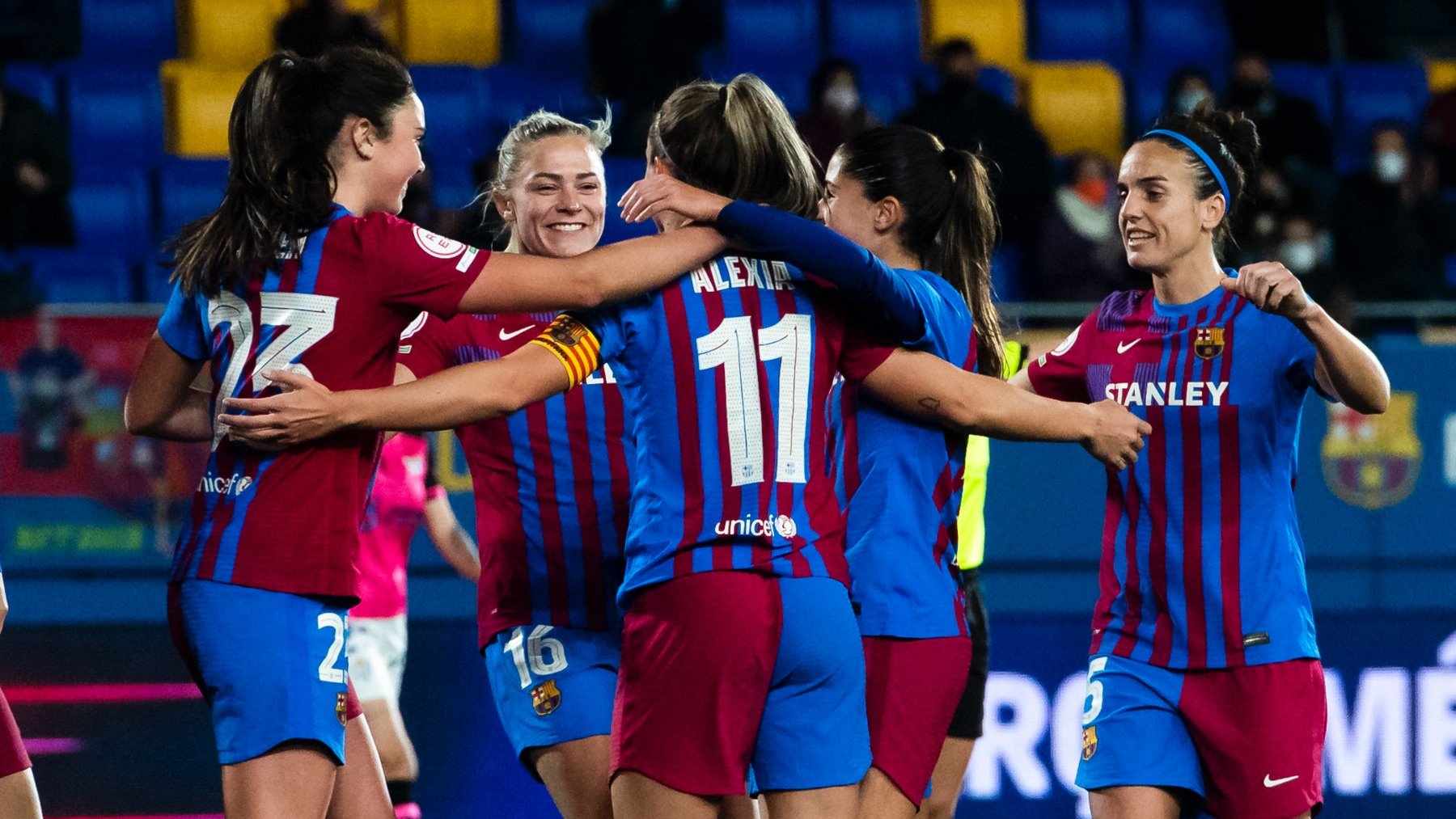 Las jugadoras del Barça femenino celebran un gol. (@FCBfemeni)