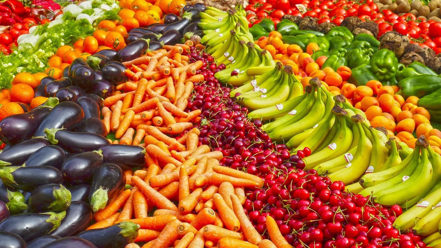 Andalucía bate récord al exportar más de 5.000 millones en frutas y hortalizas entre enero y octubre de 2021 (EXTENDA).