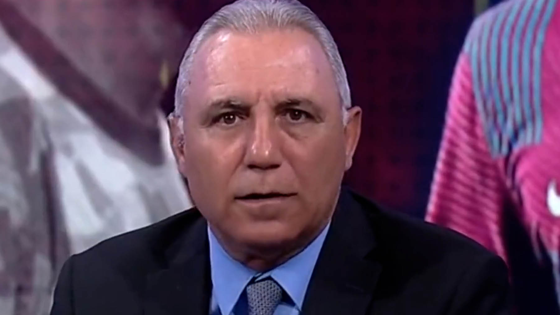 Stoichkov revienta a Dembélé con una rajada brutal y viral: «No manches el escudo»