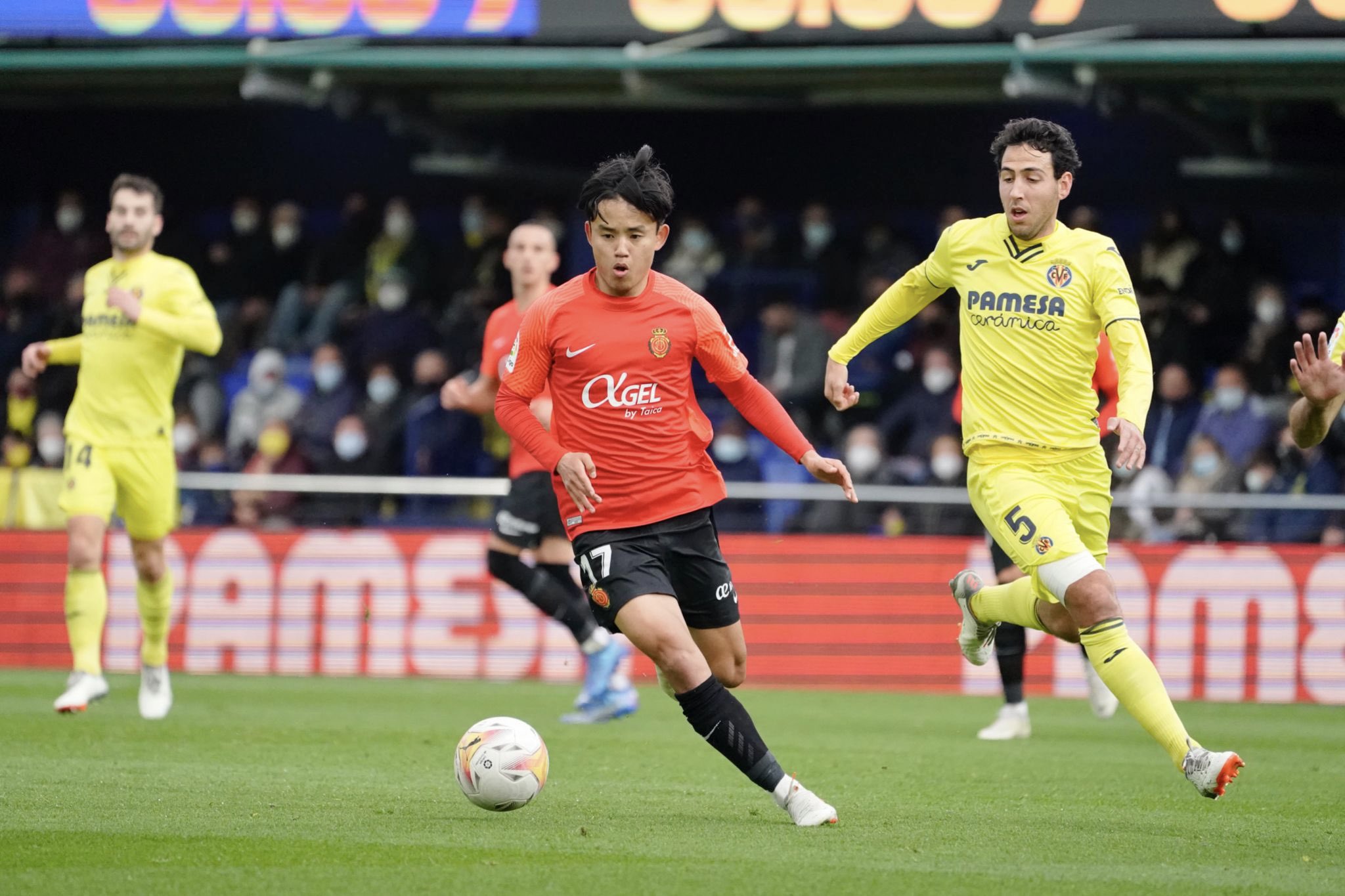 Kubo avanza en un momento del partido