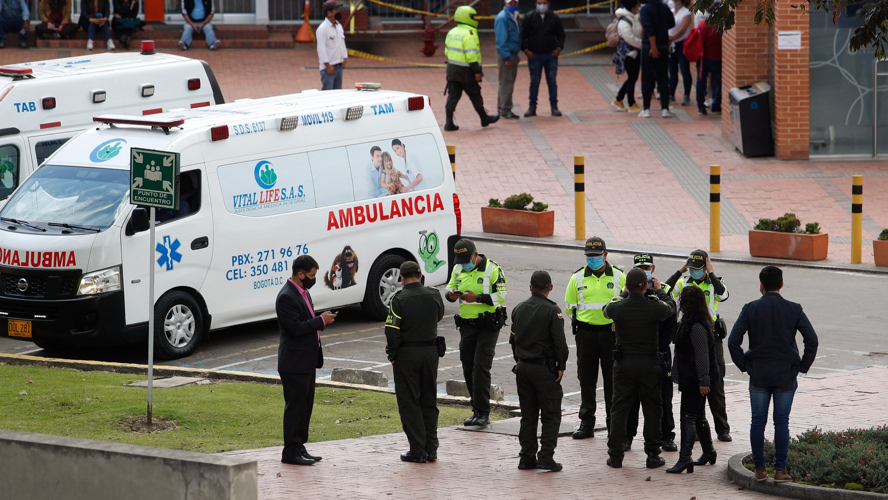 Clínica La Sabana donde está ingresado Egan Bernal. (AFP)