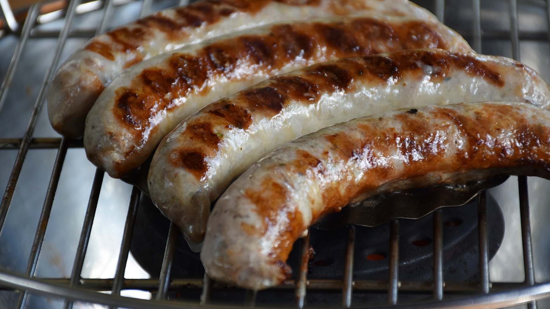 Salchichas en salsa