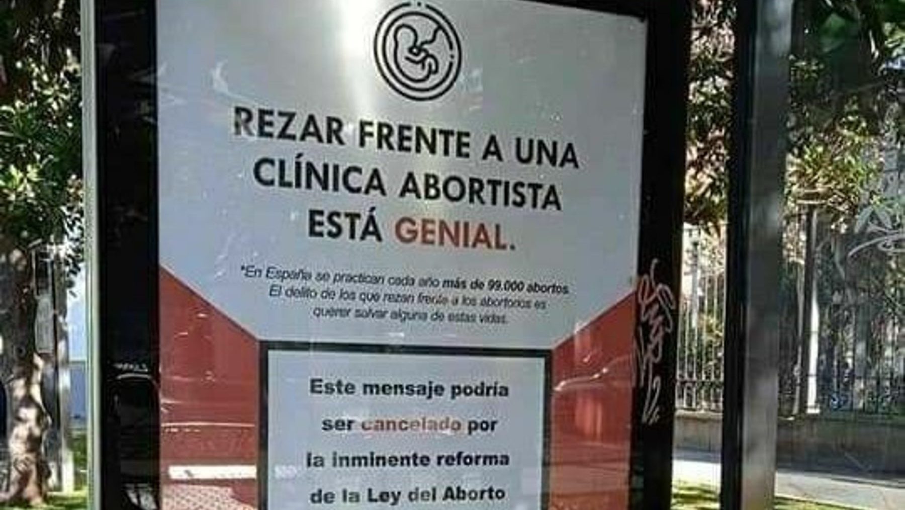 Campaña de publicidad animando a rezar frente a clínicas abortistas (IU).