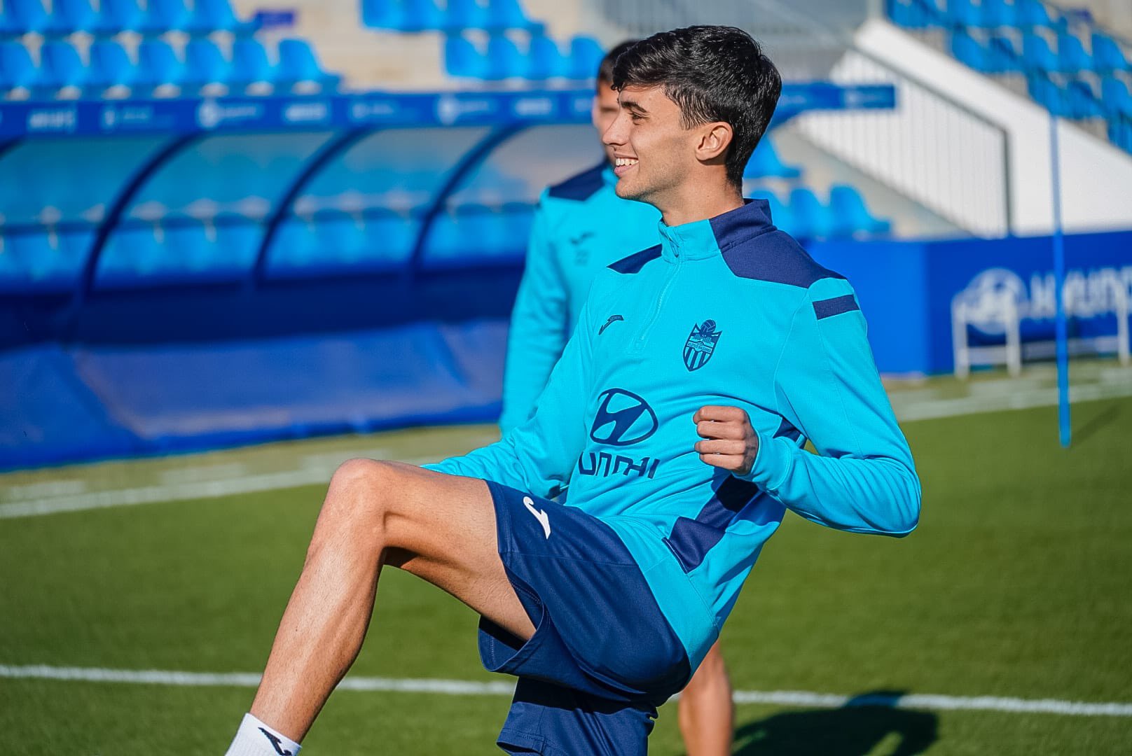 Óscar Montiel, en el entrenamiento.