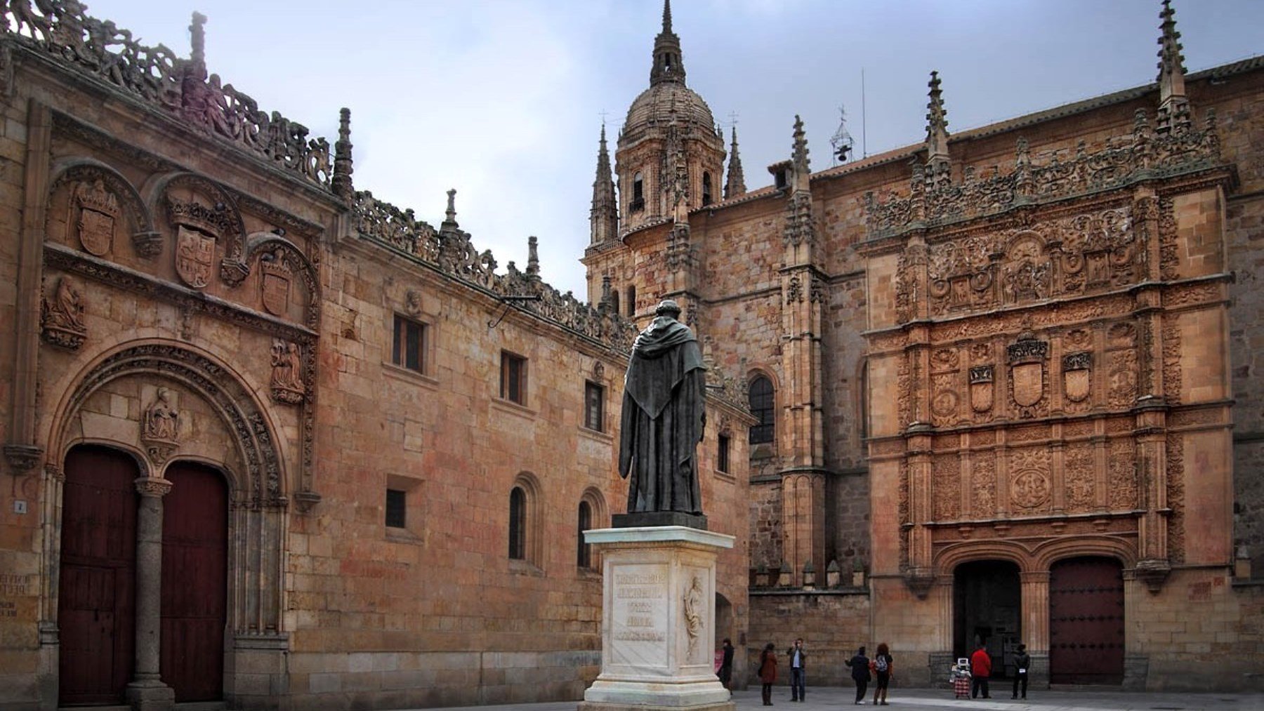 ¿Cuál es la universidad más antigua de España?