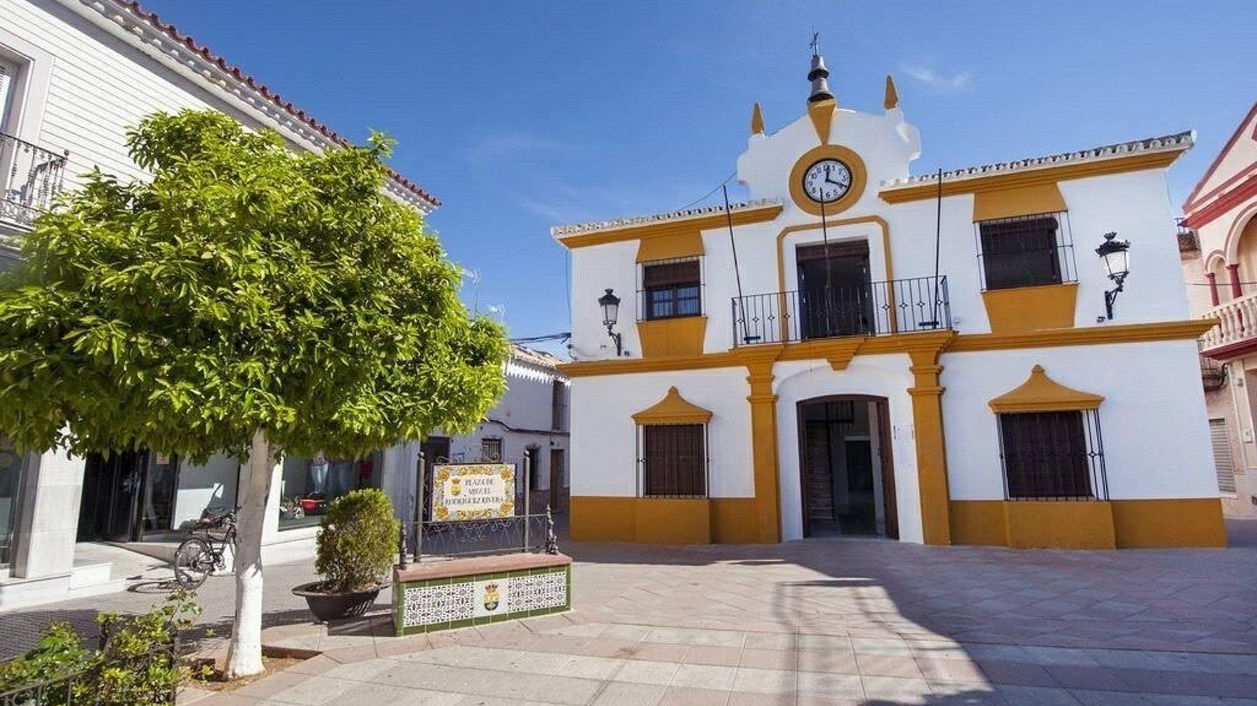 Ayuntamiento de Puerto Serrano, en Cádiz.