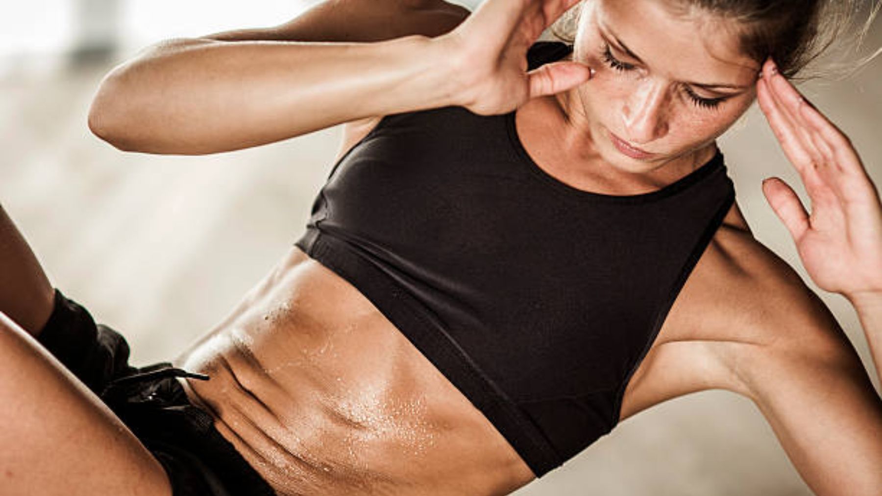 Descubre los mejores ejercicios del entrenamiento tabata para tonificar abdominales