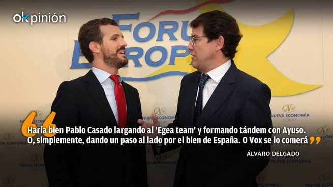 Casado, líder de cartón