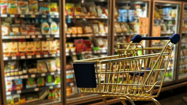 Algunos supermercados prevén limitar la venta de aceite, leche y conservas tras el decretazo