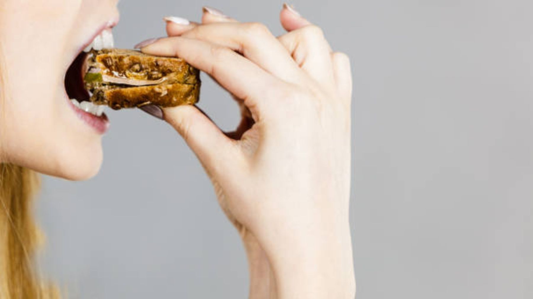 masticar alimentos