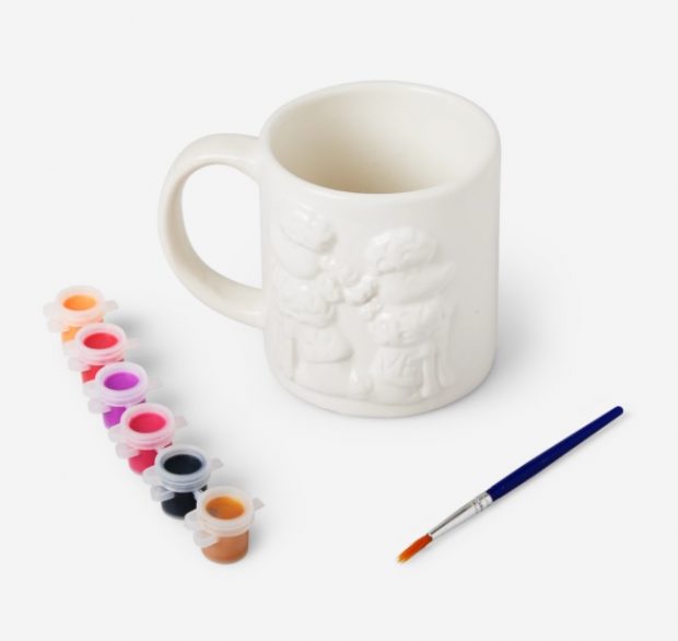 Cómo pintar y personalizar tazas en casa