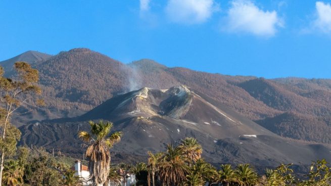 ¿Por qué tiene lava azul el volcán de La Palma?