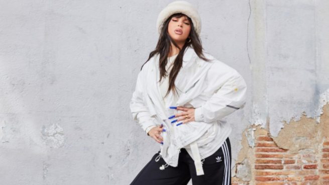 La chaqueta del Outlet de Adidas que arrasa por su precio: 20 euros menos