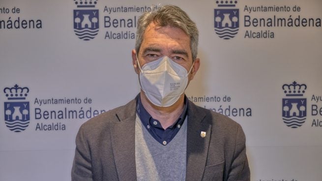 El alcalde socialista de Benalmádena (Málaga) se niega a dimitir tras ser condenado por delito electoral