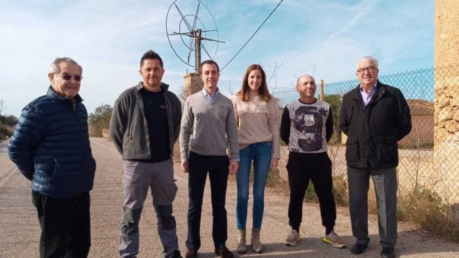 Visita de Llorença Galmés y Antònia Roca al Pla de Sant Jordi.